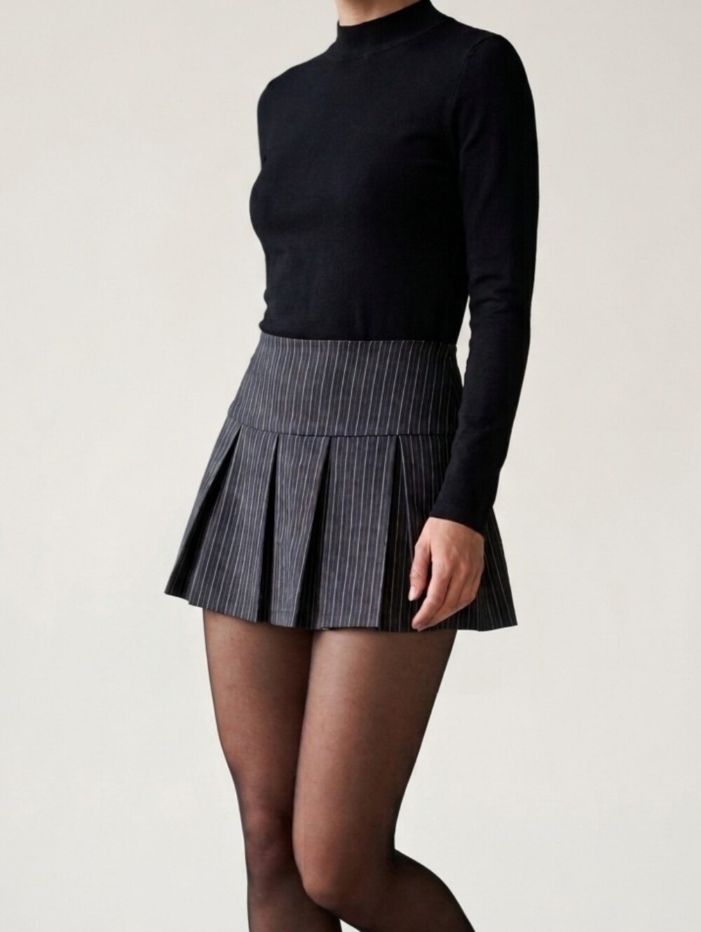 Pinstripe Pleated Mini Skirt Dark blue